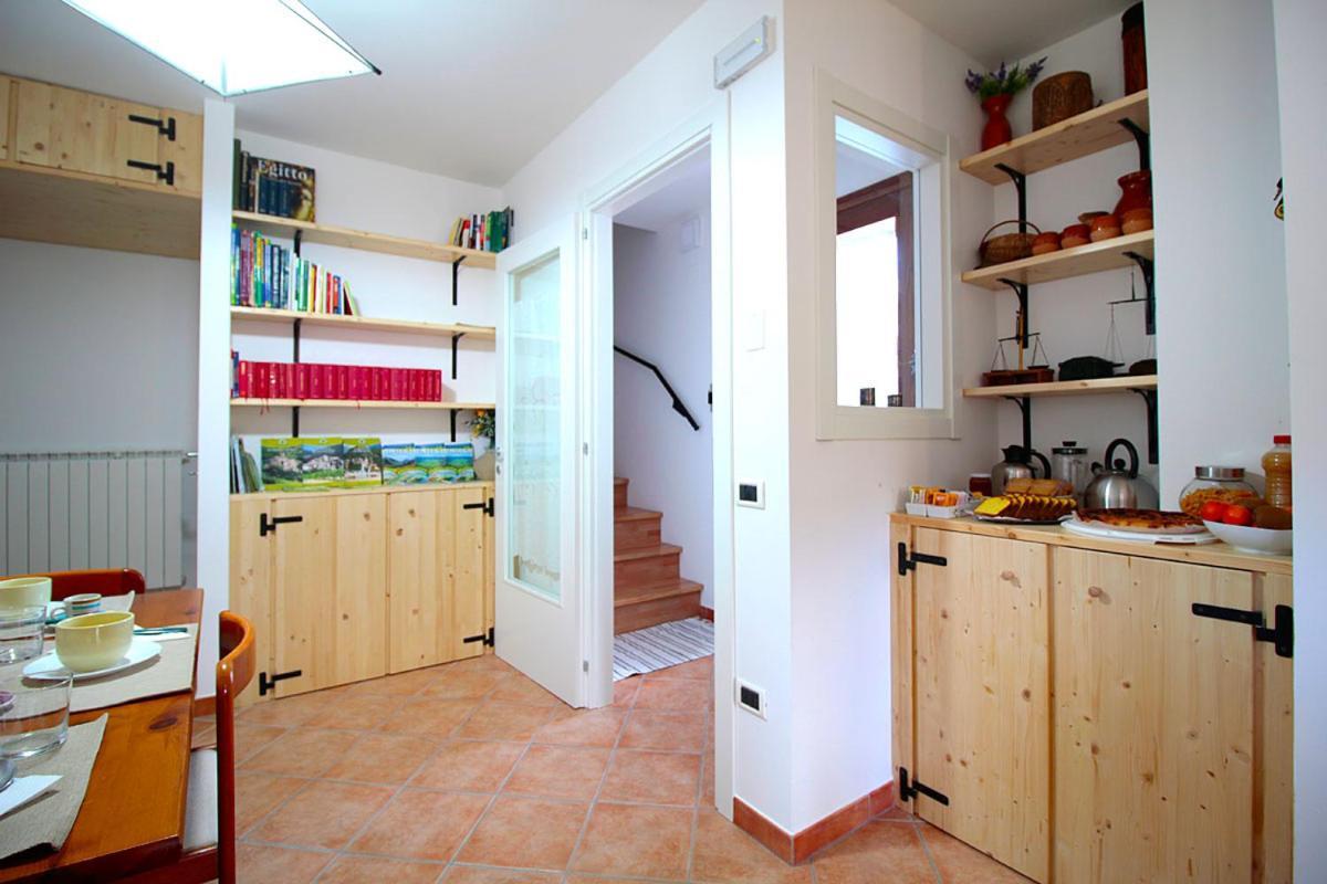 Bed and Breakfast Casale La Torretta Norcia Exterior foto